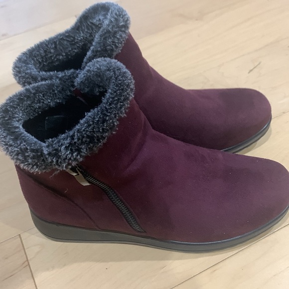 Patrizia  women suede Ankle Boots 
Size EUR 40 Size US 8 - Picture 2 of 5